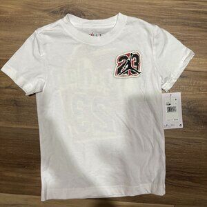 BOYS JORDAN T SHIRT SIZE 6
